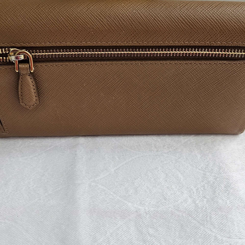 Prada Saffiano Gold Hardware Trim Double Snap Long Wallet Brown - Picture 2 of 8